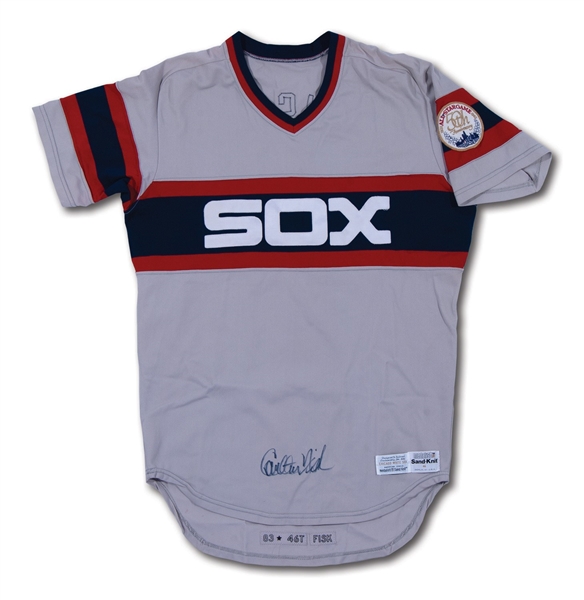 1983 CARLTON FISK AUTOGRAPHED CHICAGO WHITE SOX GAME WORN ROAD JERSEY