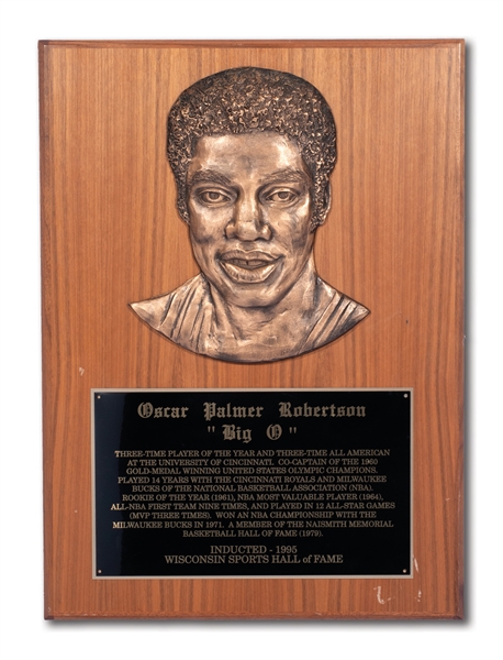 OSCAR ROBERTSONS 1995 WISCONSIN SPORTS HALL OF FAME PLAQUE (ROBERTSON COLLECTION)