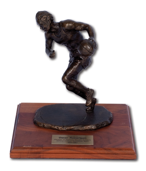 OSCAR ROBERTSONS 1934-84 MADISON SQUARE GARDEN ALL-TIME COLLEGE BASKETBALL TEAM TROPHY (ROBERTSON COLLECTION)