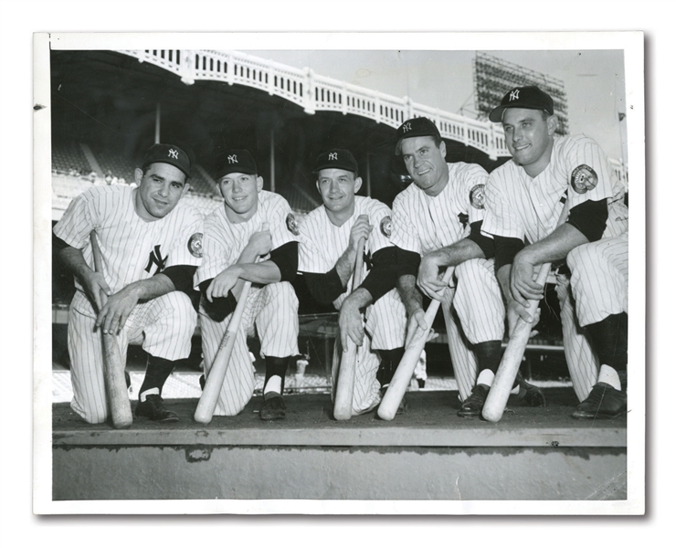 SEPTEMBER 22, 1952 "YANKEES TIMBER" UNITED PRESS WIRE PHOTOGRAPH FEAT. BERRA, MANTLE, COLLINS, BAUER AND WOODLING