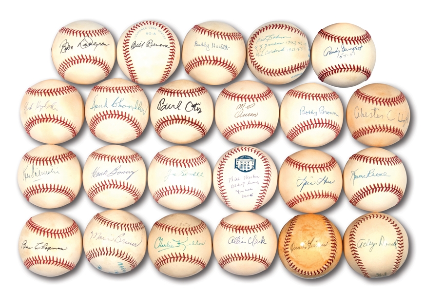 1910S-40S NEW YORK YANKEES SINGLE SIGNED BASEBALL COLLECTION OF (23) INCL. TWO HIGHLANDERS