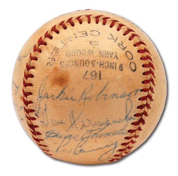 1949 BROOKLYN DODGERS PARTIAL TEAM SIGNED BASEBALL WITH JACKIE ROBINSON AND BRANCH RICKEY