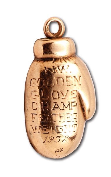 1932 GOLDEN GLOVES FEATHERWEIGHT CHAMPION (JOE ROMAN) 10K GOLD FOB/CHARM WITH DIAMOND
