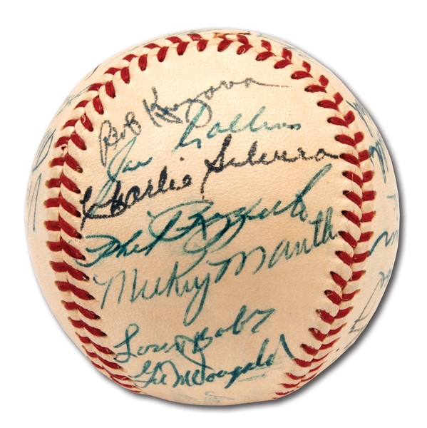 1952 NEW YORK YANKEES WORLD CHAMPIONS TEAM SIGNED OAL (HARRIDGE) BASEBALL WITH MICKEY MANTLE - PSA/DNA 8 AUTO. (RAY SCARBOROUGH COLLECTION)