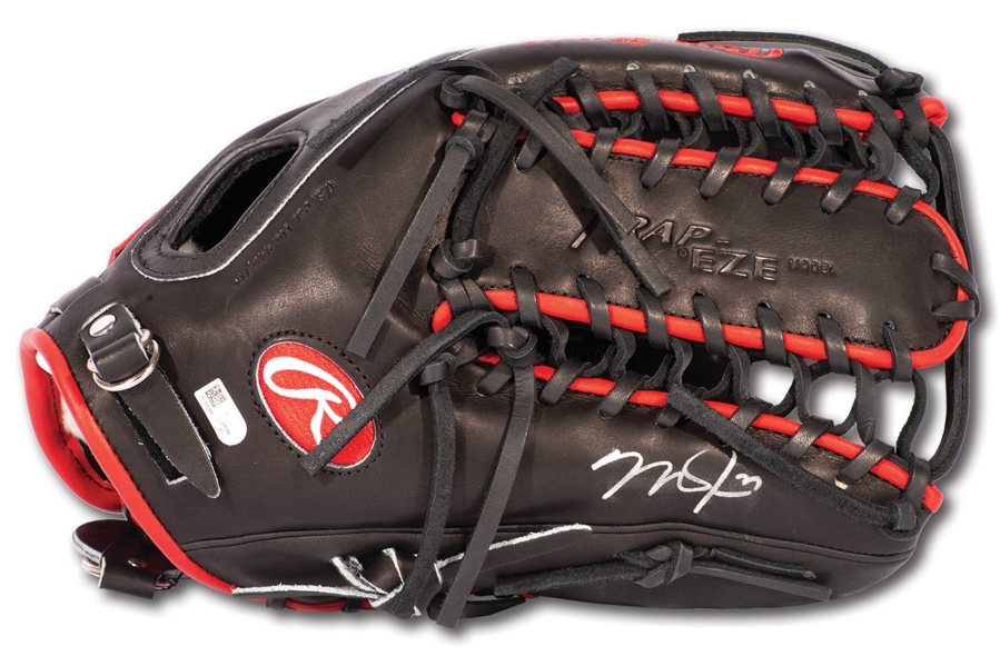 MIKE TROUT AUTOGRAPHED RAWLINGS PRO PREFERRED MIKE TROUT MODEL FIELDERS GLOVE (MLB AUTH.)