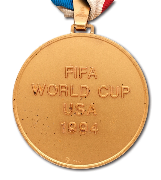 1994 FIFA WORLD CUP WINNERS GOLD MEDAL AWARDED TO BRAZIL NATIONAL TEAM MEMBER (TECHNICAL COORDINATOR LOA)