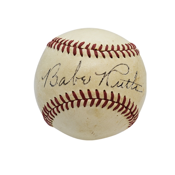 FANTASTIC BABE RUTH SINGLE SIGNED BASEBALL PERFECTLY CENTERED ON SWEET SPOT