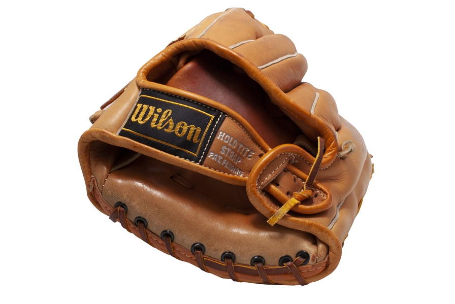 1950S TED WILLIAMS PERSONAL MODEL WILSON LEFT-HANDED FIELDERS GLOVE WITH ORIGINAL BOX