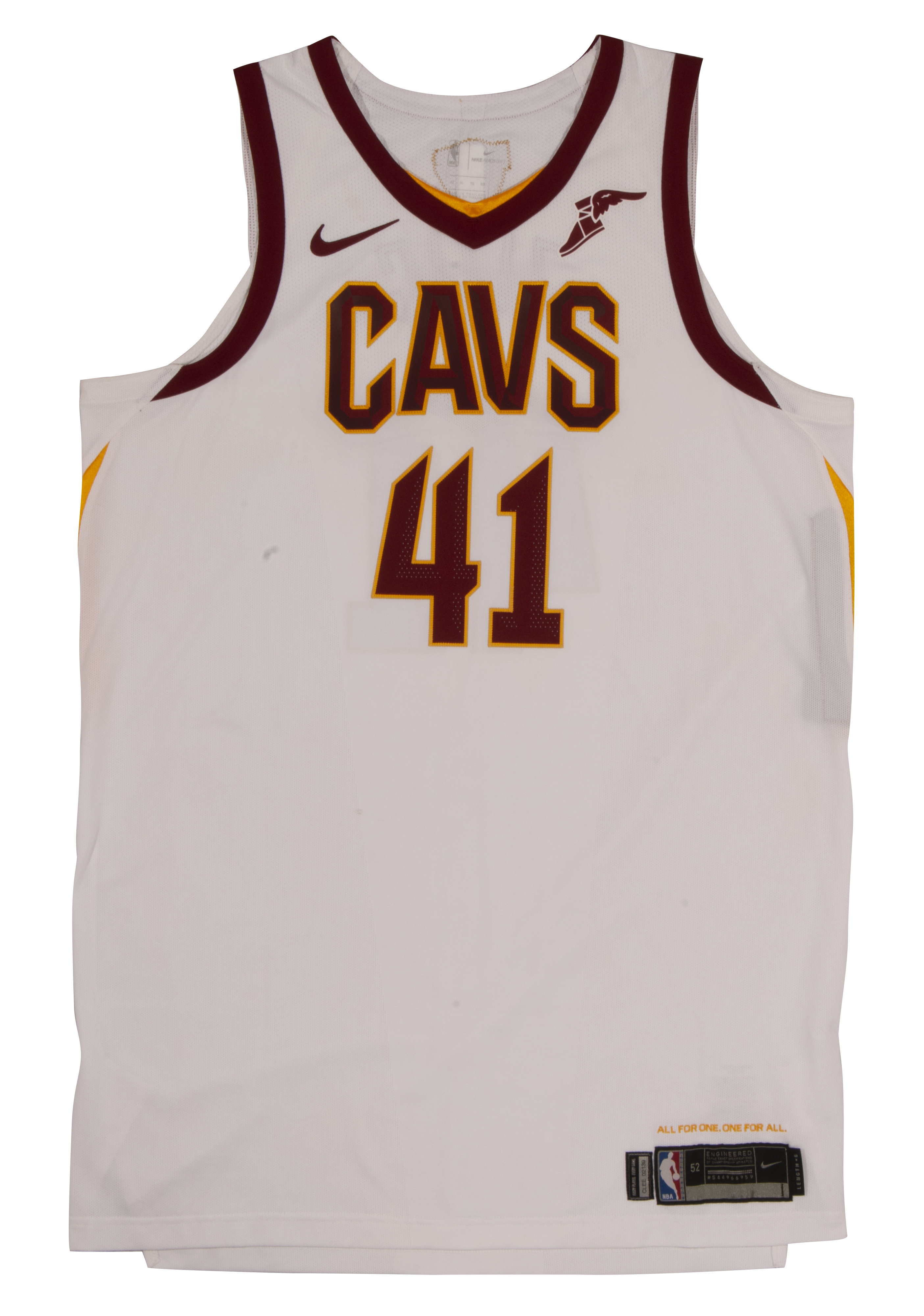 Report: Cleveland Cavaliers to add 2 new jerseys for 2018-19