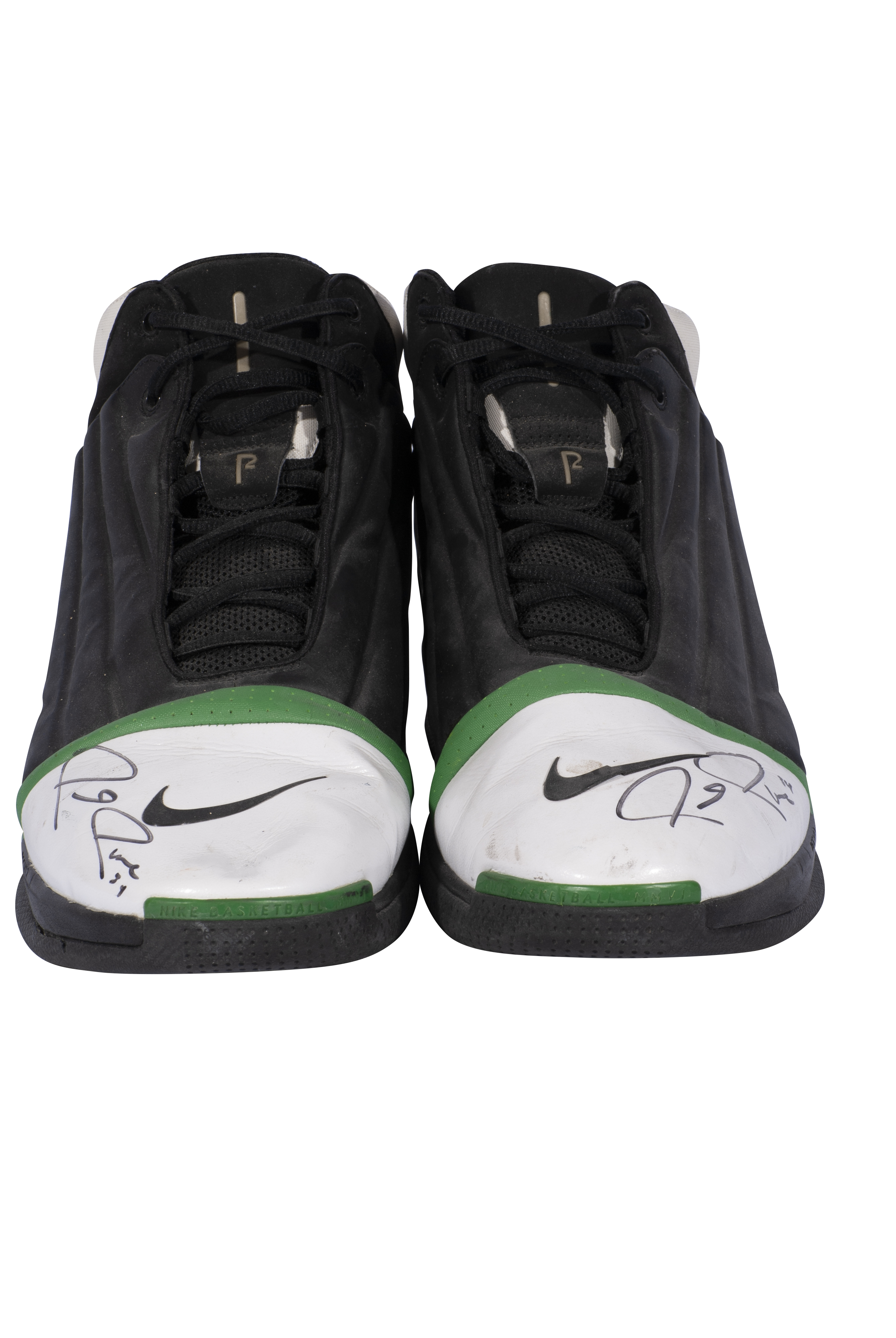 Paul Pierce Signed Nike Basketball Shoe (JSA)