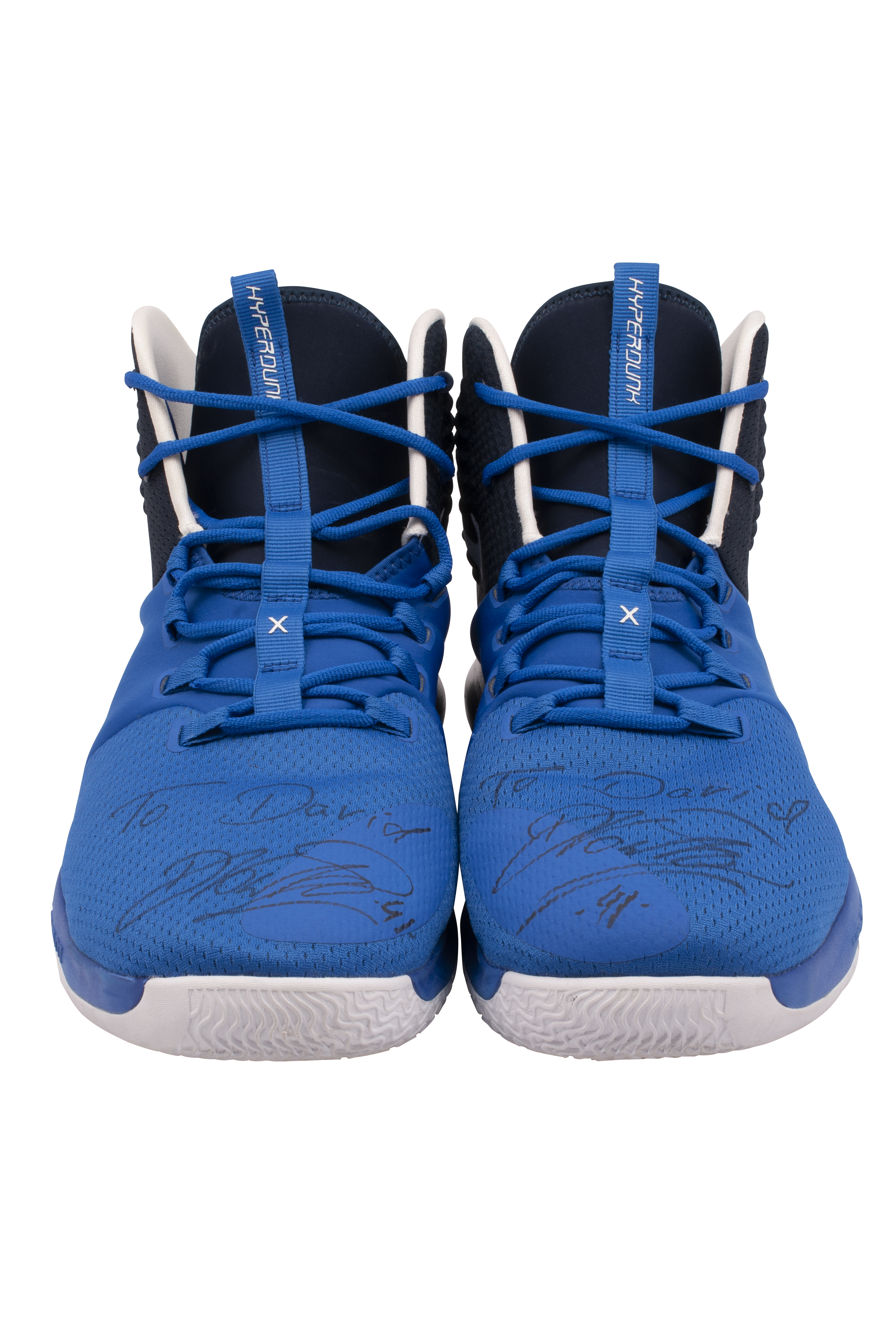 Lot Detail - 2005-06 DIRK NOWITZKI DALLAS MAVERICKS GAME WORN & DUAL-SIGNED  NIKE AIR MAX 'ASTONISH' SHOES (COBY KARL COLLECTION)