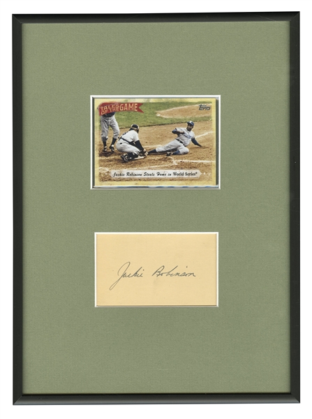JACKIE ROBINSON AUTOGRAPHED INDEX CARD DISPLAYED WITH MODERN TOPPS ISSUE