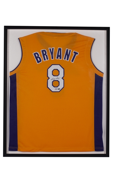 KOBE BRYANT AUTOGRAPHED LOS ANGELES LAKERS #8 HOME JERSEY (PROFESSIONALLY FRAMED)