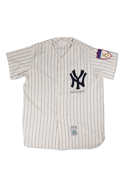 MICKEY MANTLE SIGNED MITCHELL & NESS COOPERSTOWN COLLECTION NEW YORK YANKEES JERSEY - BECKETT LOA (AUTO. GRADE 9)