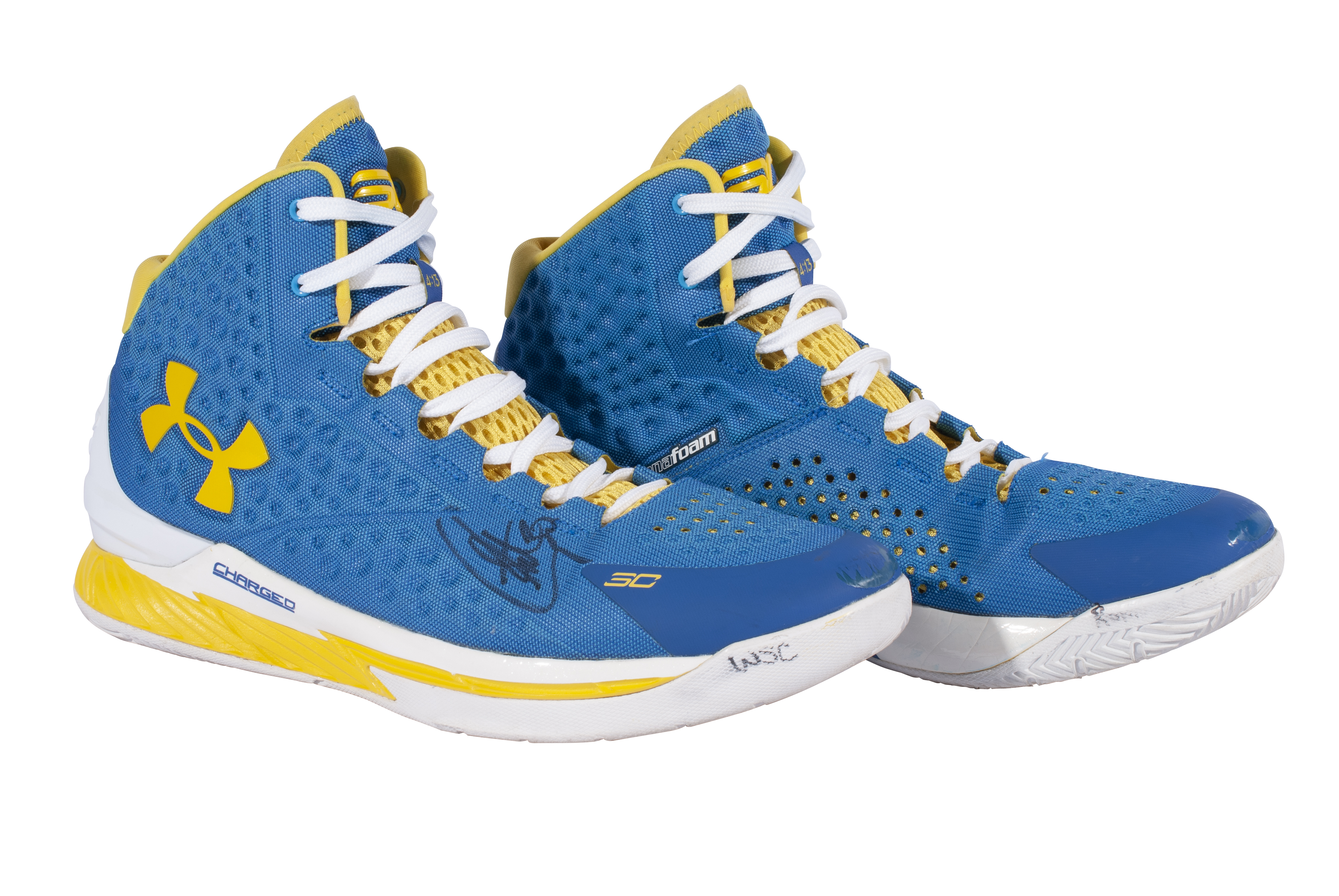 Steph Curry's game worn jersey and shoes while making NBA history