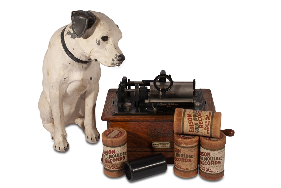 UNIQUE AND ORIGINAL 1920S RCA VICTOR DOG "NIPPER" WITH A 1905 EDISON STANDARD PHONOGRAPH (AL TAPPER COLLECTION)