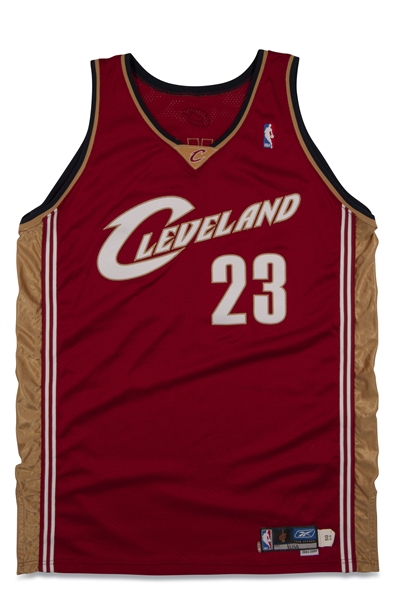 2003-2004 LEBRON JAMES CLEVELAND CAVALIERS ROAD GAME ROOKIE JERSEY - SPORTS INVESTORS LOA