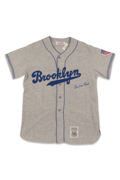 PEE WEE REESE AUTOGRAPHED BROOKLYN DODGERS MITCHELL AND NESS JERSEY - PSA/DNA