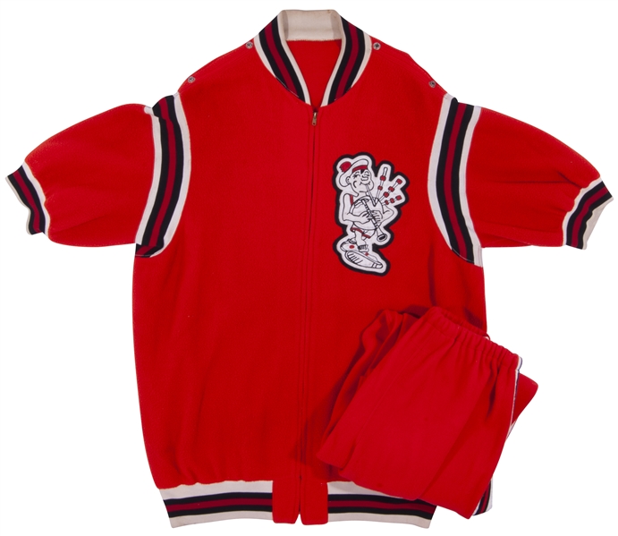 1961-62 CLEVELAND PIPERS ABL FLEECE WARM-UP SUIT ATTRIBUTED TO JIMMY DARROW - CHAMPIONSHIP SEASON, BASKETBALL HOF LOA