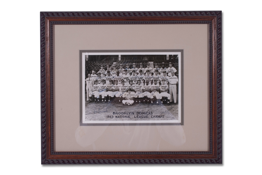 OUTSTANDING 1953 BROOKLYN DODGERS N.L. CHAMPIONS VINTAGE TEAM SIGNED 7" X 10" PHOTO - INCLUDES JACKIE ROBINSON, CAMPANELLA, REESE, SNIDER, HODGES, FURILLO - PERIOD FOUNTAIN PEN - PSA/DNA & JSA