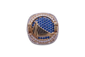 2018 GOLDEN STATE WARRIORS NBA CHAMPIONSHIP RING PRESENTED TO STAFF MEMBER WITH ORIGINAL BOX