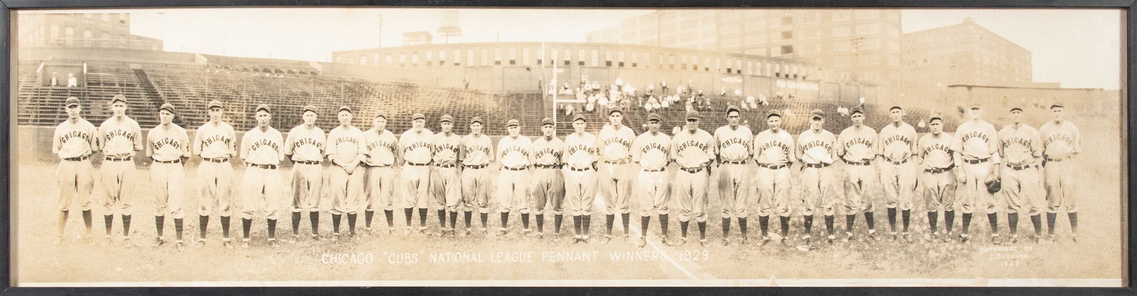 1929 CHICAGO CUBS TEAM PANORAMIC PHOTOGRAPH