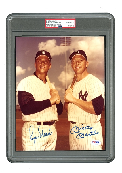 STUNNING ROGER MARIS & MICKEY MANTLE NEW YORK YANKEES DUAL-SIGNED 8" X 10" COLOR PHOTO - PSA/DNA GEM MT 10 AUTOGRAPHS! 