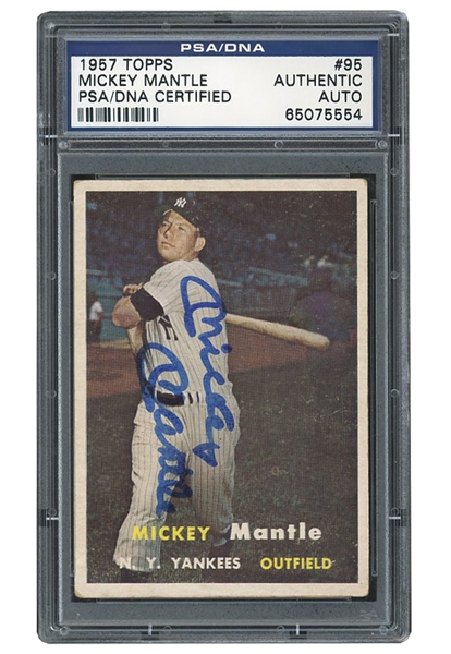 1957 SIGNED TOPPS #95 MICKEY MANTLE - PSA/DNA AUTHENTIC