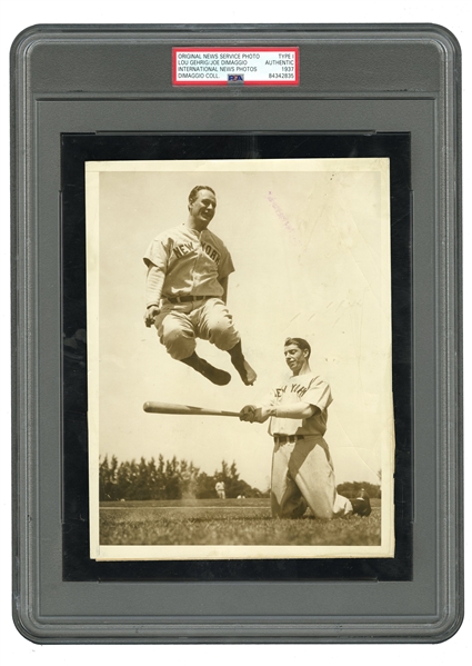 1937 LOU GEHRIG AND JOE DIMAGGIO ORIGINAL PHOTOGRAPH - UNIQUE, PLAYFUL SHOT FROM THE DIMAGGIO COLLECTION - PSA/DNA TYPE I