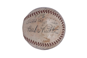 C. 1935 BOSTON BRAVES AND ST. LOUIS BROWNS MULTI-SIGNED BASEBALL WITH BABE RUTH & ROGERS HORNSBY - PSA/DNA LOA