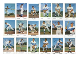1962 BELL BRAND LOS ANGELES DODGERS COMPLETE SET OF (20) CARDS WITH PROMOTIONAL SALES SHEET - INC. KOUFAX, DRYSDALE, ALSTON - ALL GOOD TO VG-EX - KOUFAX GOOD