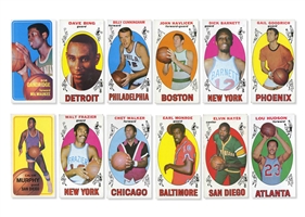 GROUP OF (13) 1969 & 1970 TOPPS BASKETBALL ROOKIES WITH (11) 1969 CARDS INC. #20 HAVLICEK, #98 FRAZIER & (2) 1970 #63 DANDRIDGE, #137 MURPHY - PRESENT AS EX TO EX-NM  (CANADA 150)