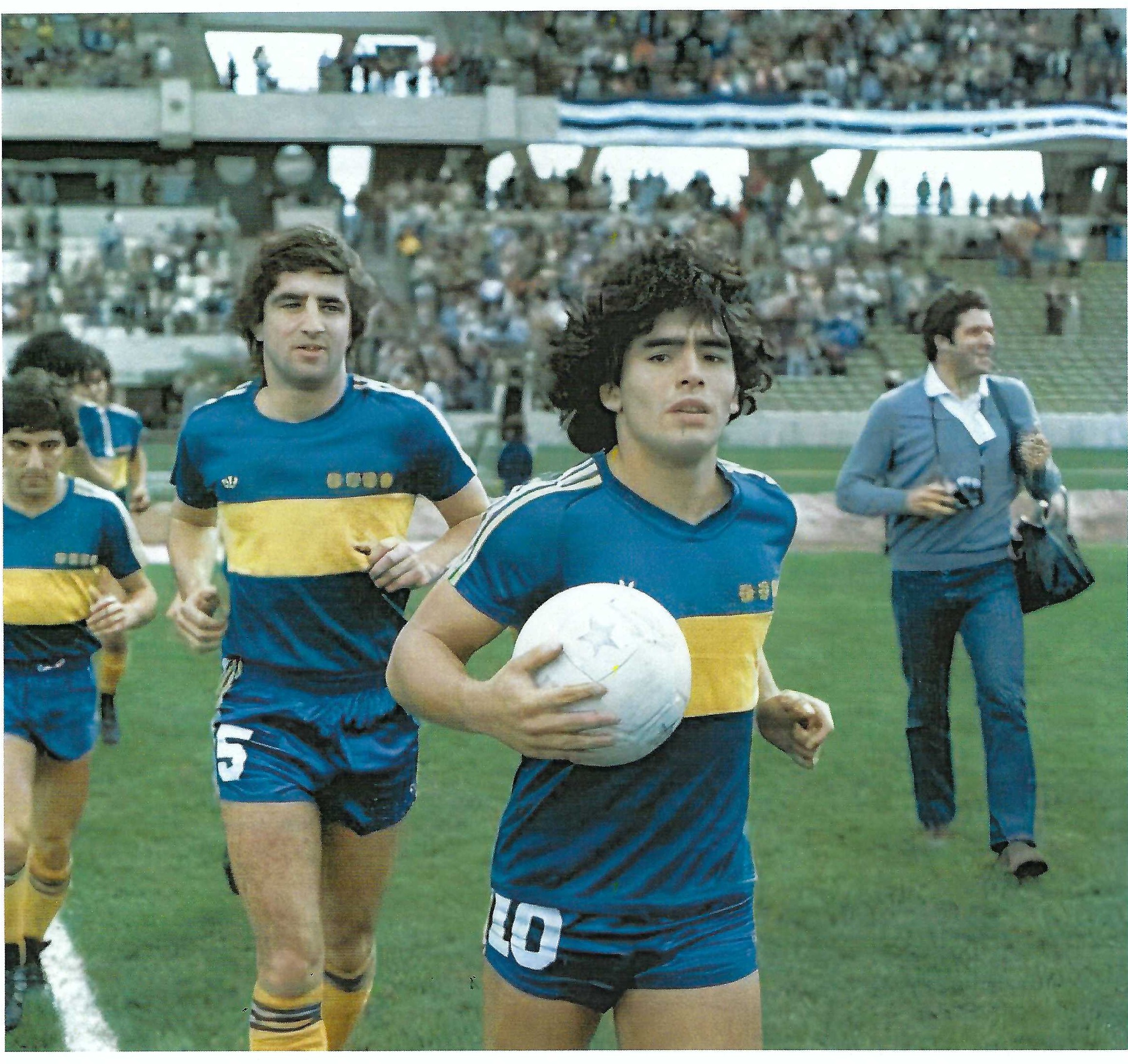 Boca Juniors 1982 Maradona Retro Soccer Jersey