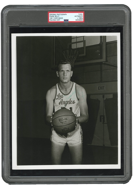 1960S FRANK SELVY LOS ANGELES LAKERS AUTOGRAPHED ORIGINAL PHOTOGRAPH USED FOR HIS 1961 FLEER ISSUE - PSA/DNA TYPE I