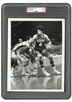 1977 JULIUS ERVING PHILADELPHIA 76ERS NBA FINALS (VS. BLAZERS) ORIGINAL PHOTOGRAPH (FIRST SEASON IN THE NBA!) - PSA/DNA TYPE I