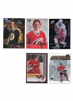 GROUP OF (5) 2002-03 HOCKEY ROOKIES - 02 IN THE GAME #233 DATSYUK; 02 O-PEE-CHEE #331 ZETTERBERG; 02 O-PEE-CHEE YOUNG GUNS #443 SPEZZA; 03 UD YOUNG GUNS #204 BERGERON, #206 STAAL - PRESENT AS...