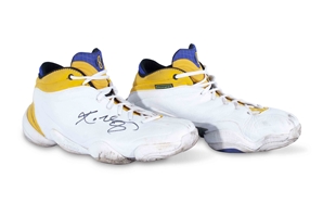 1999 KOBE BRYANT DUAL-AUTOGRAPHED ADIDAS KB 8 III PLAYER EDITION SHOE WORN DURING HIS ADIDAS PROMOTIONAL TOUR IN BERLIN, GERMANY - ADIDAS EMPLOYEE PROVENANCE, JSA LOA