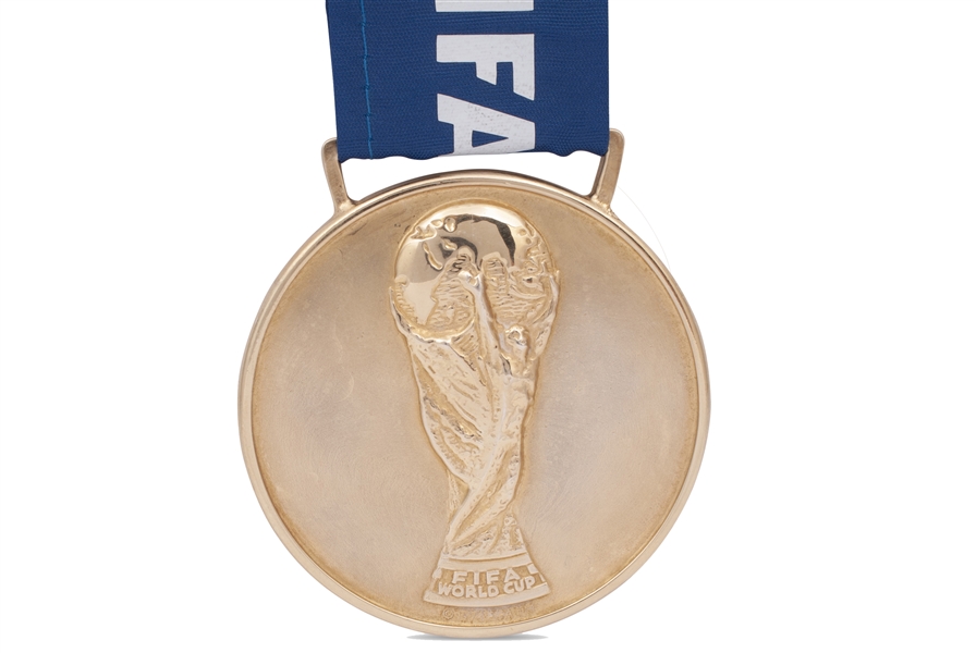 2010 FIFA WORLD CUP WINNERS GOLD MEDAL ISSUED BY SPANISH FOOTBALL FEDERATION