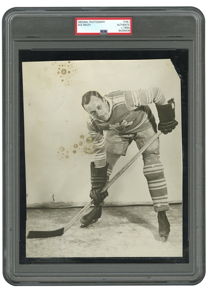 C. 1932 ACE BAILEY TORONTO MAPLE LEAFS ORIGINAL PHOTOGRAPH USED FOR HIS 1933 O-PEE-CHEE HOCKEY CARD - PSA/DNA TYPE I