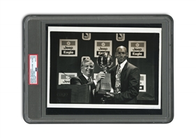 1992 MICHAEL JORDAN (WITH DAVID STERN) FINALS MVP PRESENTATION ORIGINAL PHOTOGRAPH - PSA/DNA TYPE I