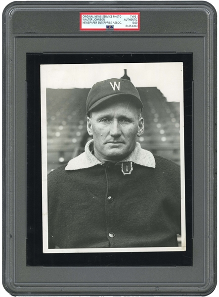 1929 WALTER JOHNSON WASHINGTON SENATORS ORIGINAL PHOTOGRAPH - PSA/DNA TYPE I