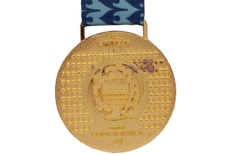 2021 COPA AMERICA (HOSTED IN BRAZIL) GOLD WINNERS MEDAL ISSUED TO MEMBER OF CHAMPION ARGENTINA NATIONAL TEAM