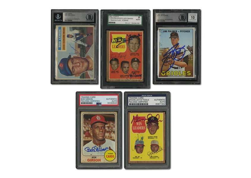 HOF PITCHERS LOT OF (5) SIGNED 1956-68 TOPPS CARDS INCL. 62 FORD/BUNNING AL WINS LEADERS (SGC), 67 PALMER & 56 LEMON (BECKETT), AND 62 SPAHN & 68 GIBSON (PSA/DNA) - 9 TOTAL AUTOS.