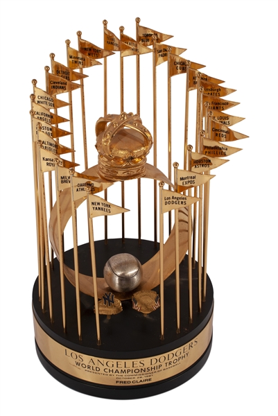FRED CLAIRES 1981 LOS ANGELES DODGERS WORLD SERIES TROPHY (CLAIRE COLLECTION)