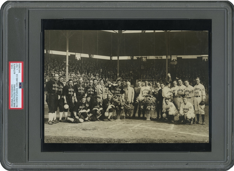 LEGENDARY 1927 BABE RUTHS BUSTIN BABES VS. LOU GEHRIGS LARRUPIN LOUS BARNSTORMING TOUR ORIGINAL PHOTOGRAPH - ONE OF THE FINEST BARNSTORMING TEAM PHOTOS IN EXISTENCE! - PSA/DNA TYPE I