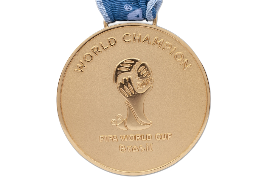 2014 FIFA WORLD CUP (BRAZIL) GOLD WINNERS MEDAL ISSUED TO WORLD CHAMPION GERMANY WITH ORIGINAL PRESENTATION CASE