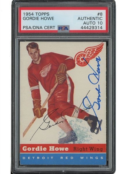 1954 TOPPS HOCKEY #8 GORDIE HOWE AUTOGRAPHED CARD - PSA/DNA 10 AUTO.