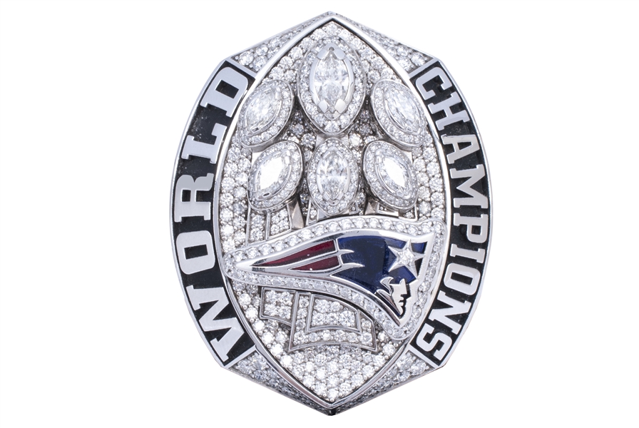 Massive 2018 New England Patriots Super Bowl LIII Champions Players Ring with 9.85 Carats! (RB Jeremy Hill) 