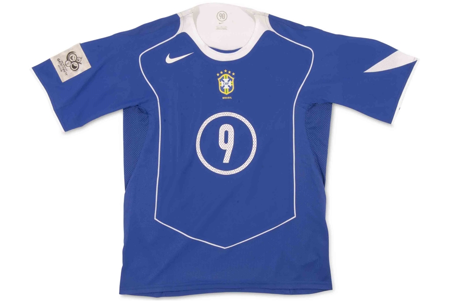 2004-05 Ronaldo Brazil National Team FIFA World Cup Qualifier (2006 Germany) Match Worn #9 Jersey - LOAs from MEARS & Brazil Staff Member