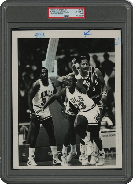 1986 Michael Jordan Chicago Bulls (Poked in the Eye) Original Photograph - PSA/DNA Type 1